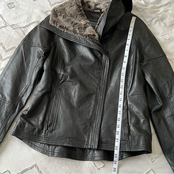 y2k danier leather insulated faux fur jacket - Picture 13 of 16